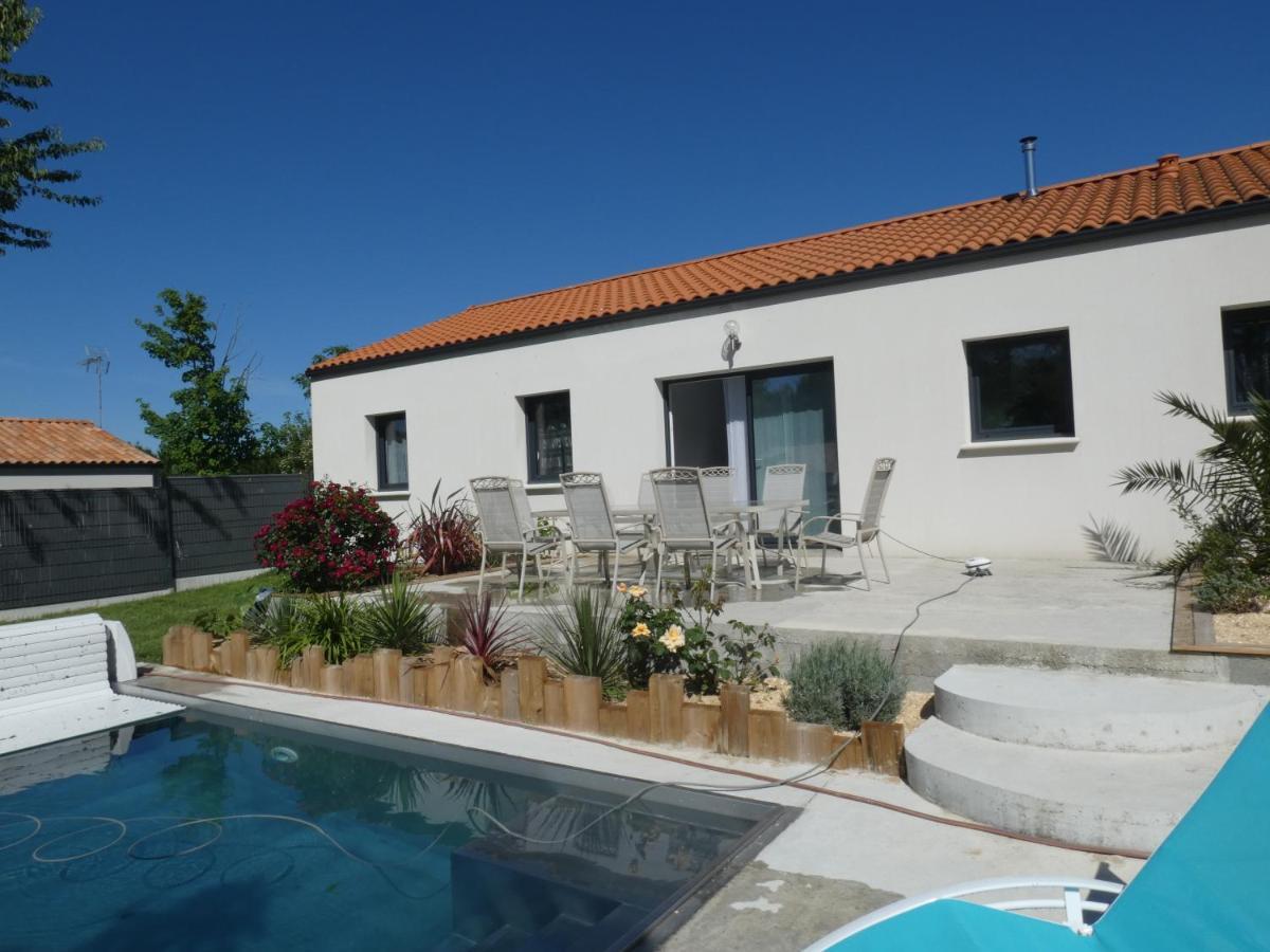 Villa D'Eau Douce Les Achards  Экстерьер фото
