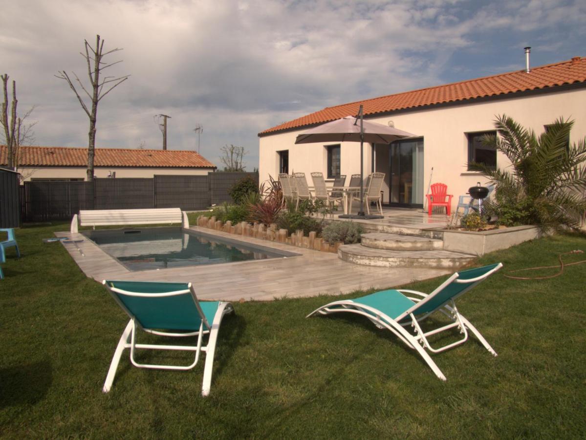 Villa D'Eau Douce Les Achards  Экстерьер фото