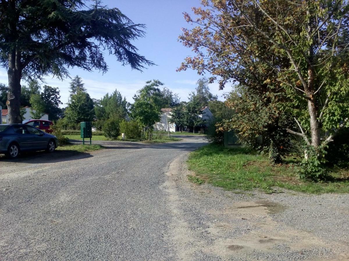 Villa D'Eau Douce Les Achards  Экстерьер фото
